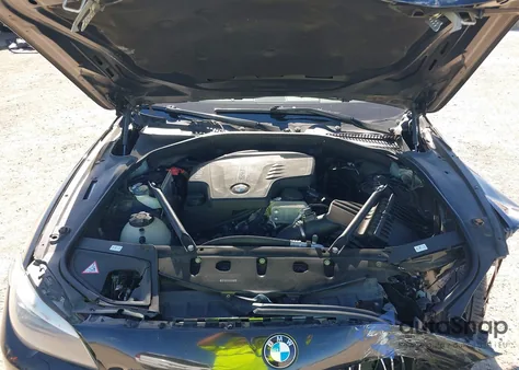 2013 BMW 528I из США, поврежденный, VIN WBAXG5C59DD234650